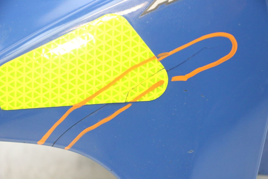 photo de PARALAMA DIANTEIRO YAMAHA TDM ABS 900 (2002 - 2014) - Estado da superfície
