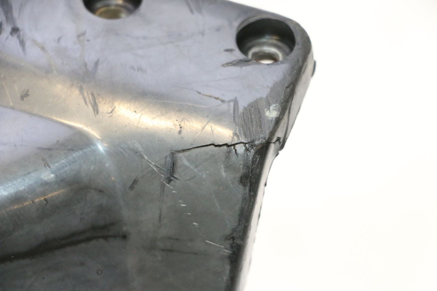 photo de PARALAMA DIANTEIRO PEUGEOT TREKKER TKR 50 (2005 - 2014) - Detalhe da peça