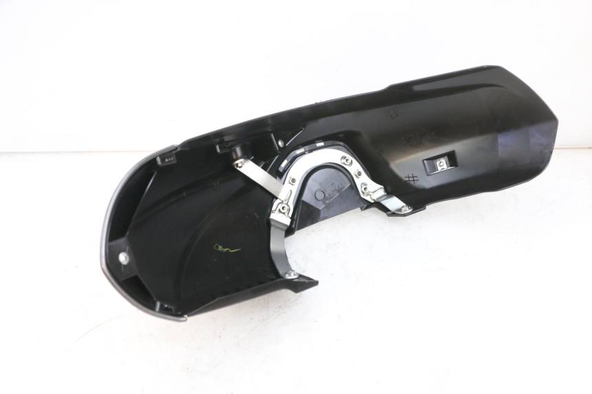 photo de PARALAMA DIANTEIRO YAMAHA TRICITY 300 (2020 - 2024) - Pontos de fixação