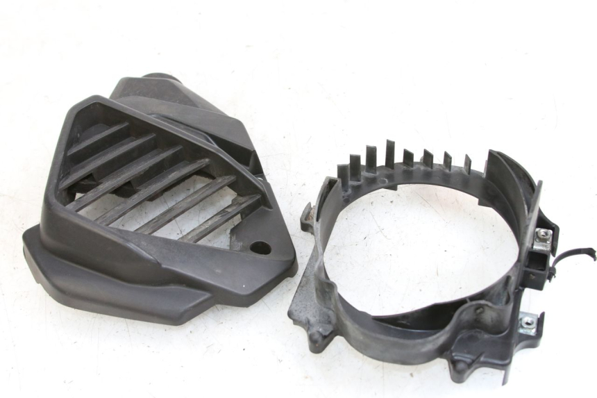 photo de GRADE DO RADIADOR HONDA FORZA 125 (2015 - 2016) - Ampliação técnica