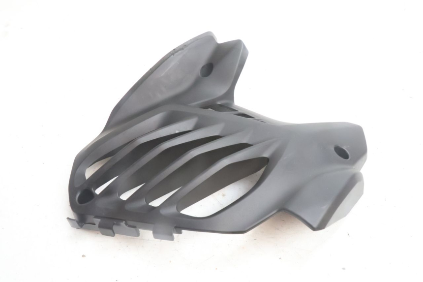 photo de GRELHA DO RADIADOR YAMAHA N-MAX NMAX 125 (2021 - 2024) - Zoom do estado de desgaste