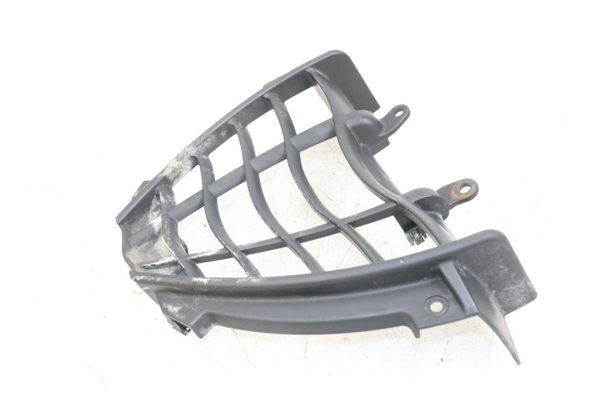 photo de GRADE DO RADIADOR MOTO GUZZI NORGE 8V GT 1200 (2011 - 2016) - Outro ângulo de visão