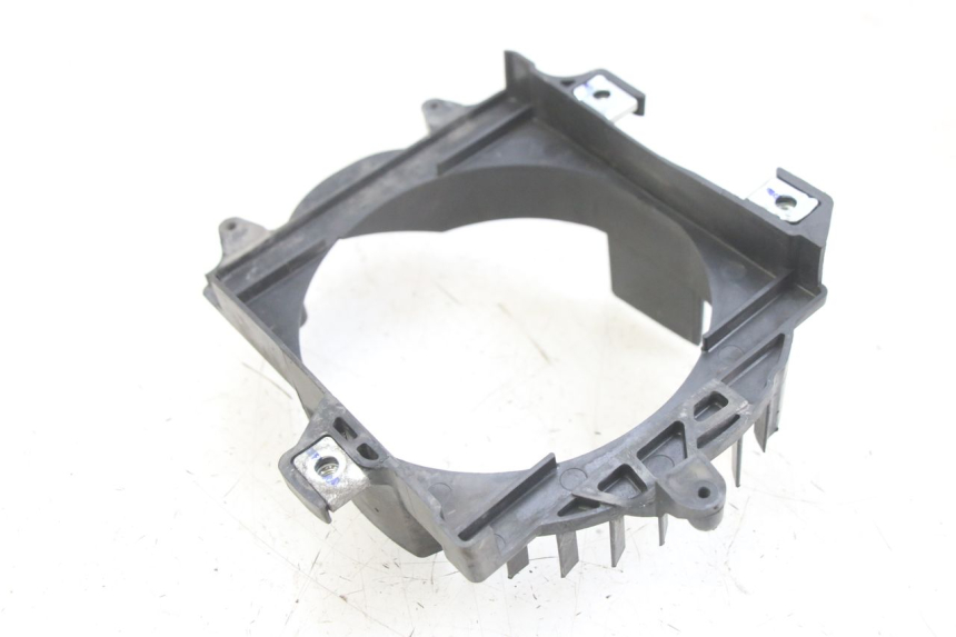 photo de GRADE DO RADIADOR HONDA PCX (JF47) 125 (2012 - 2013) - Vista principal