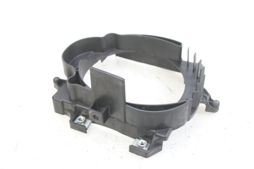 photo de GRADE DO RADIADOR HONDA PCX (JF47) 125 (2012 - 2013) - Outro ângulo de visão