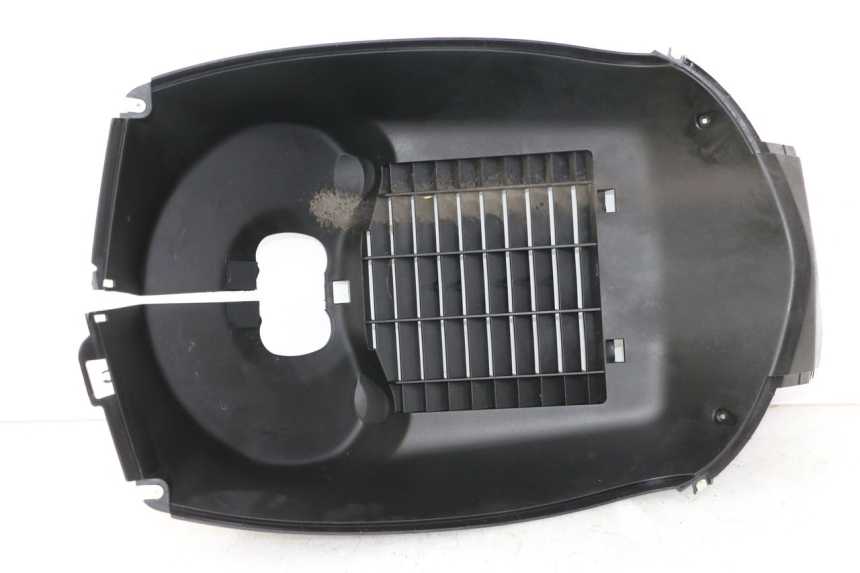 photo de GRADE DO RADIADOR PEUGEOT SATELIS COMPRESSOR K15 125 (2006 - 2009) - Vista principal