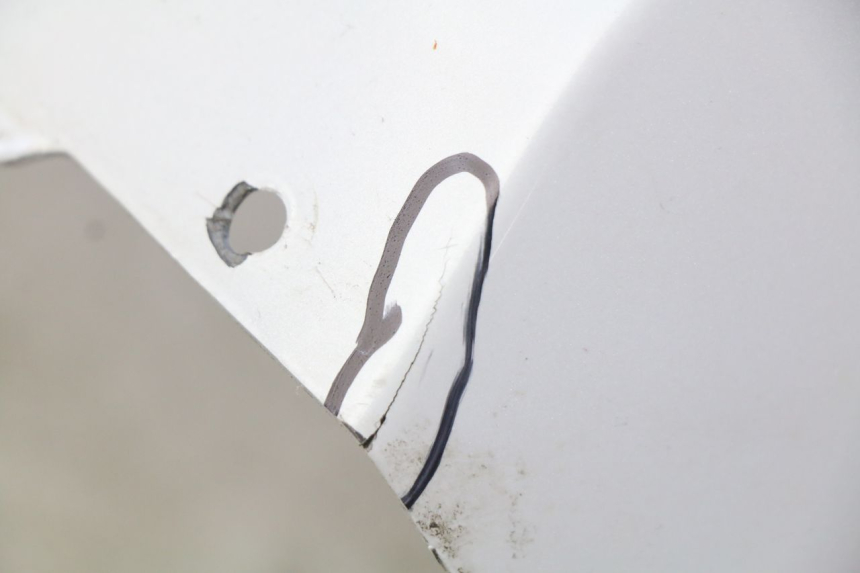 photo de GRADE DO RADIADOR DAELIM S3 125 (2010 - 2017) - Marcações e referências
