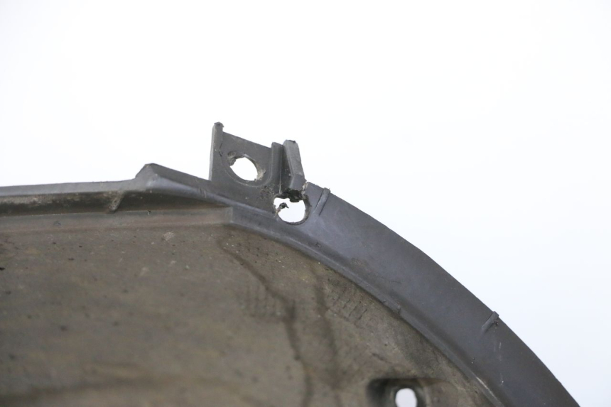 photo de GRADE DO RADIADOR PEUGEOT SATELIS 125 (2013 - 2018) - Detalhes característicos