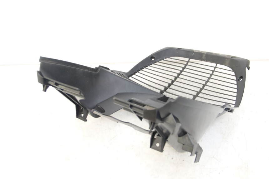 photo de GRADE DO RADIADOR MBK SKYCRUISER 125 (2006 - 2009) - Pontos de fixação