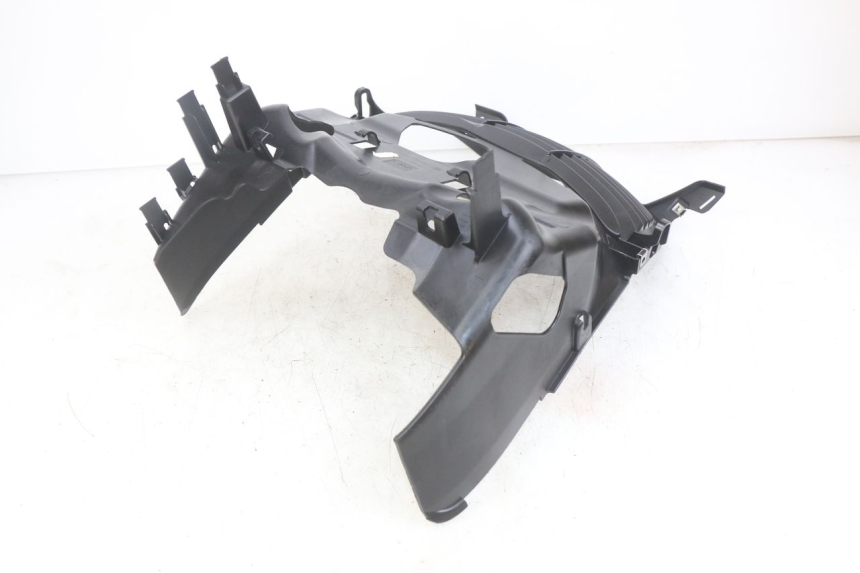 photo de GRADE DO RADIADOR YAMAHA X-MAX XMAX 125 (2010 - 2013) - Detalhe da peça