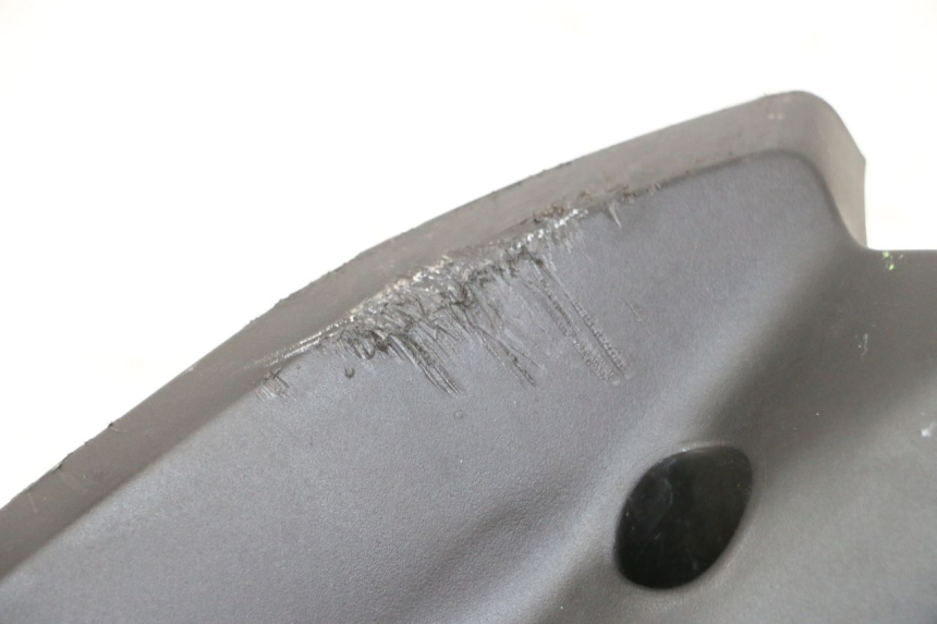 photo de GRADE DO RADIADOR YAMAHA XMAX X-MAX 125 (2021 - 2025) - Outro ângulo de visão