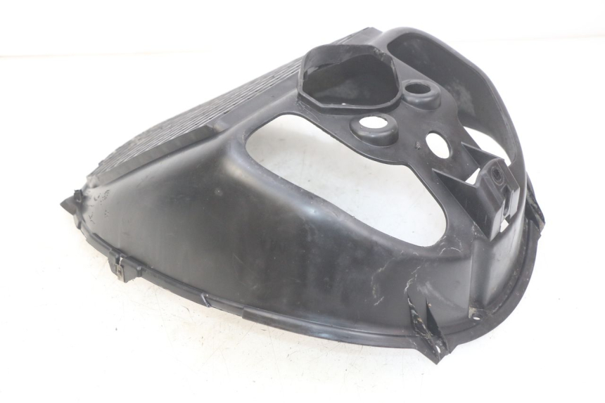 photo de GRADE DO RADIADOR PIAGGIO XEVO - X EVO 125 (2007 - 2017) - Zoom do estado de desgaste