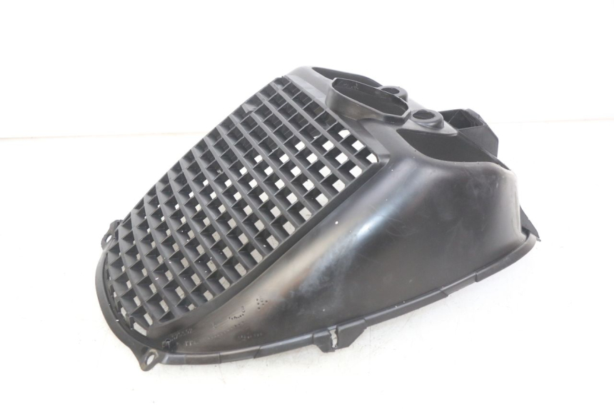 photo de GRADE DO RADIADOR PIAGGIO XEVO - X EVO 125 (2007 - 2017) - Detalhe da peça