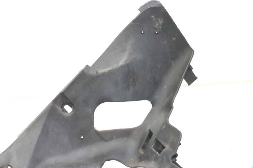 photo de GRADE DO RADIADOR YAMAHA X-MAX XMAX ABS 250 (2010 - 2014) - Ampliação técnica