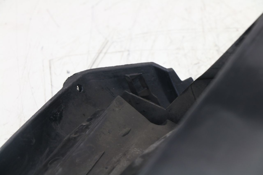 photo de GRELHA DO RADIADOR YAMAHA YP MAJESTY ABS 400 (2007 - 2009) - Detalhe da peça