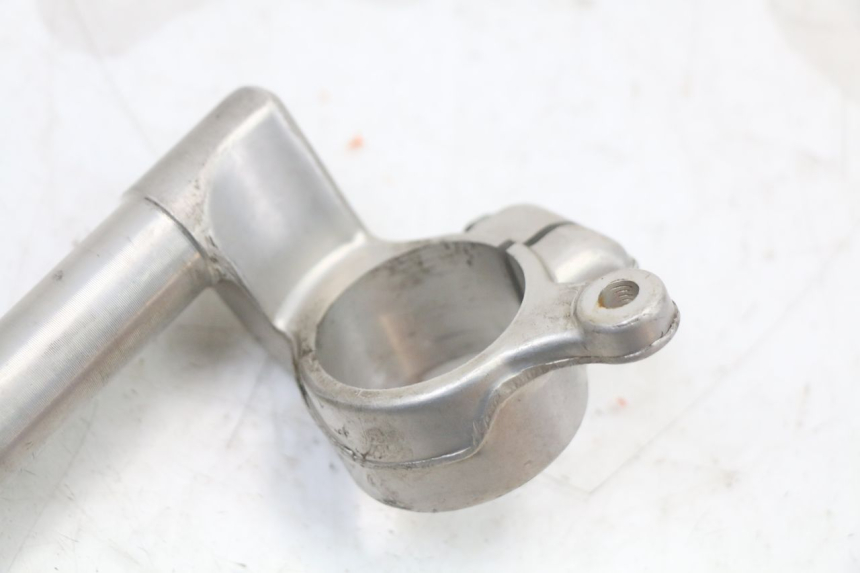 photo de GUIDÃO SUZUKI SV S 650 (1999 - 2002) - Zoom do estado de desgaste
