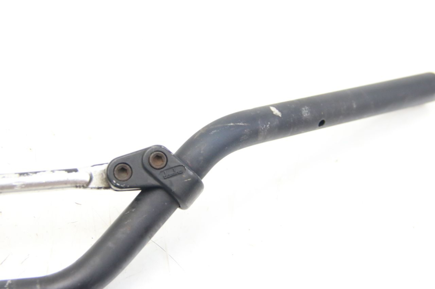 photo de GUIDÃO PEUGEOT XP6 50 (1997 - 2003) - Pontos de fixação