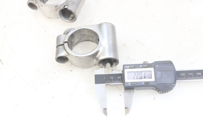 photo de GUIDÃO KAWASAKI ZX-6R ZX6R 600 (1995 - 1997) - Detalhe da peça