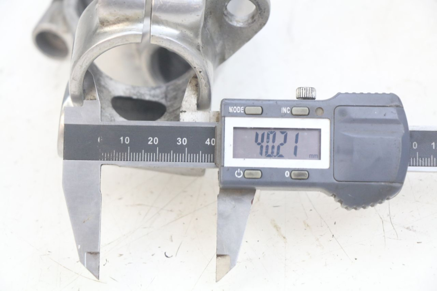 photo de GUIDÃO KAWASAKI ZX-6R ZX6R 600 (1995 - 1997) - Zoom do estado de desgaste