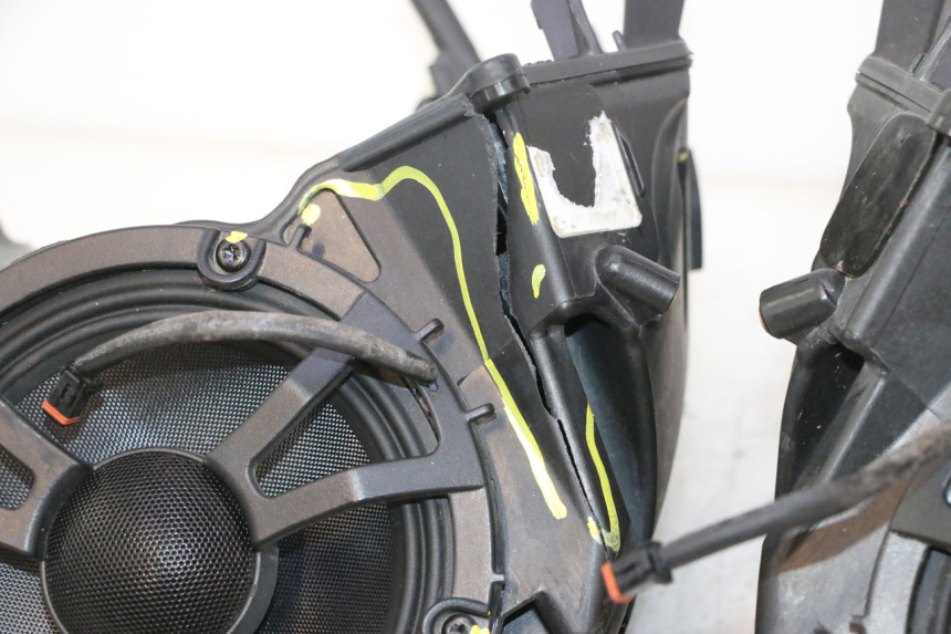 photo de ALTO-FALANTE HARLEY DAVIDSON ROAD GLIDE FLTRXSE 1920 (2018 - 2022) - Estrutura - ampliação