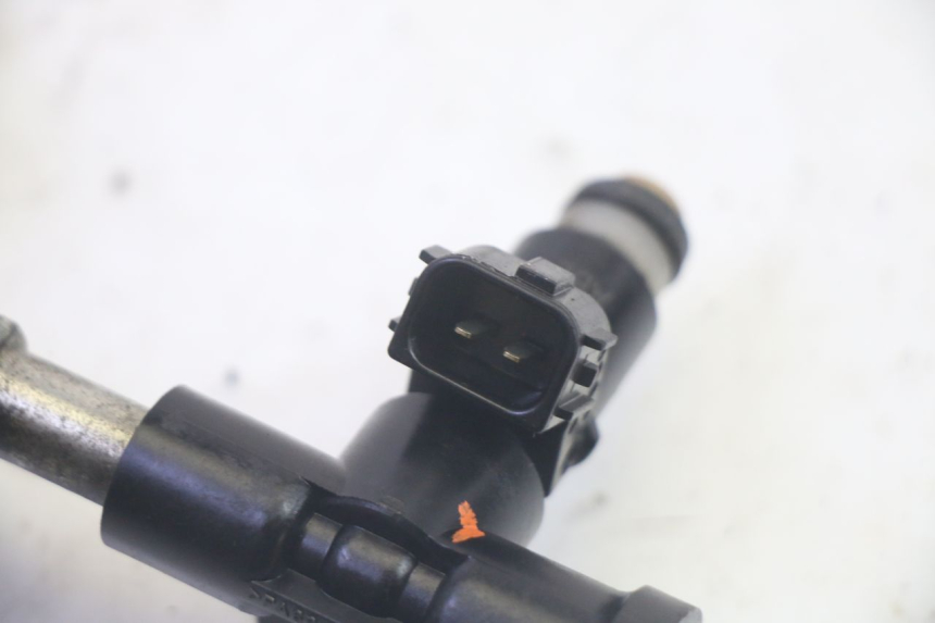 photo de INJETOR SUZUKI BURGMAN EXECUTIVE ABS 650 (2006 - 2012) - Pontos de fixação