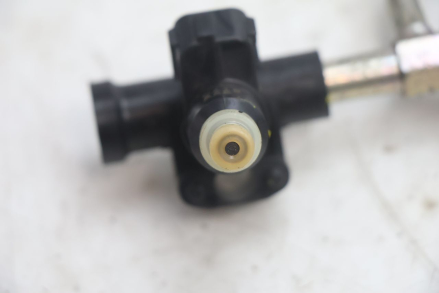 photo de INJETOR SUZUKI BURGMAN EXECUTIVE ABS 650 (2006 - 2012) - Pontos de fixação