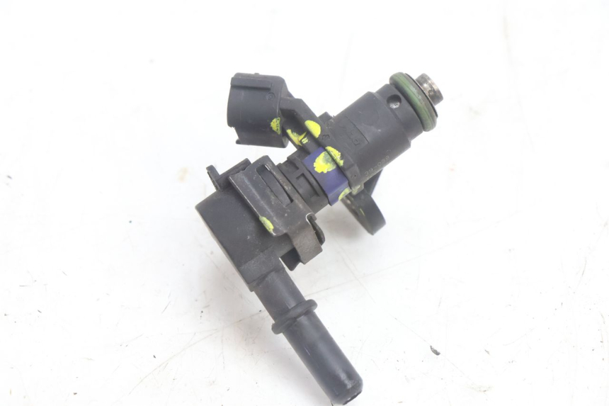 photo de INJETOR PEUGEOT CITYSTAR 125 (2011 - 2017) - Zoom do estado de desgaste