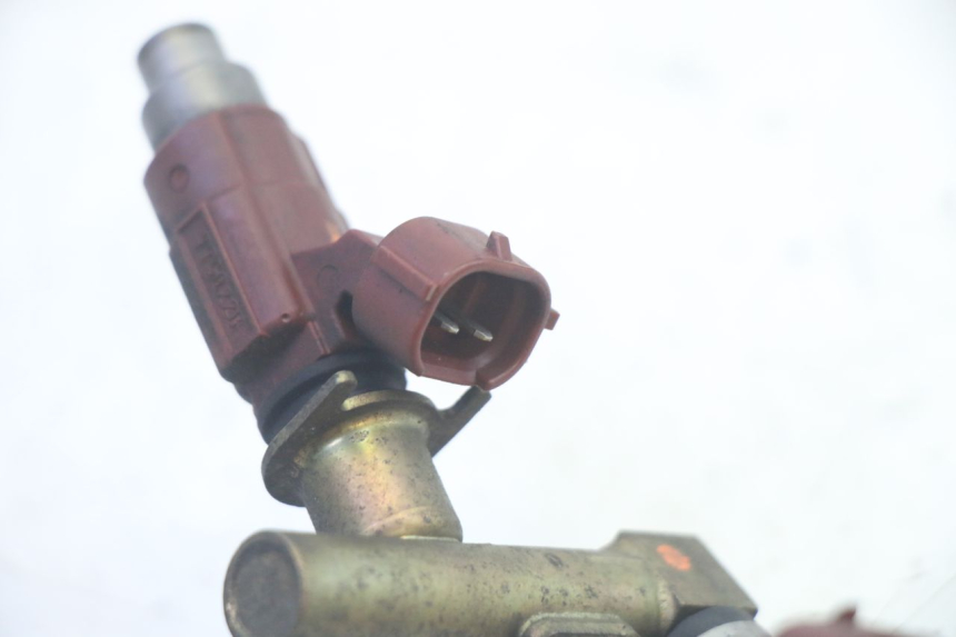 photo de INJETOR SUZUKI DL V STROM 1000 (2002 - 2007) - Pontos de fixação
