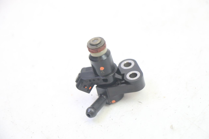 photo de INJETOR HONDA FES S-WING SWING ABS 125 (2007 - 2015) - Outro ângulo de visão
