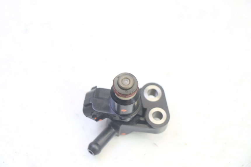 photo de INJETOR HONDA FES S-WING SWING ABS 125 (2007 - 2015) - Ampliação técnica