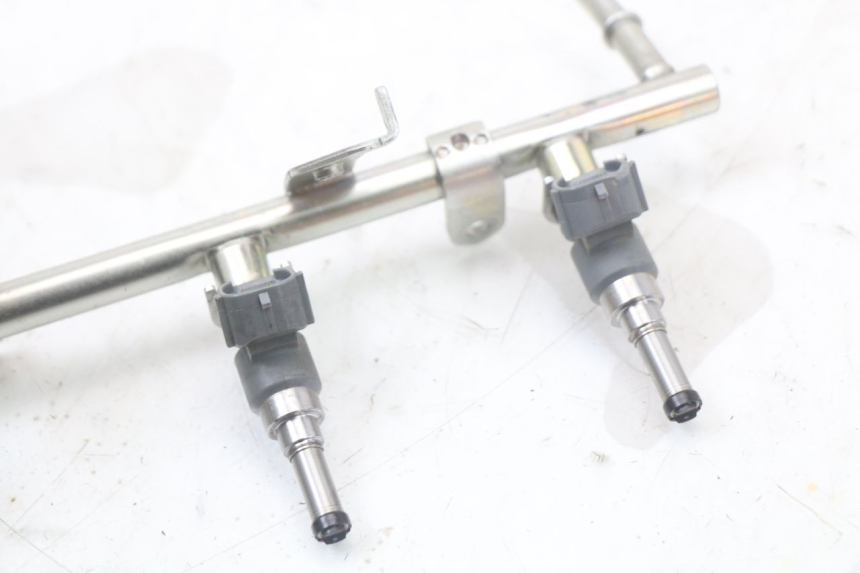 photo de INJETOR YAMAHA FJR ABS 1300 (2006 - 2012) - Zoom do estado de desgaste