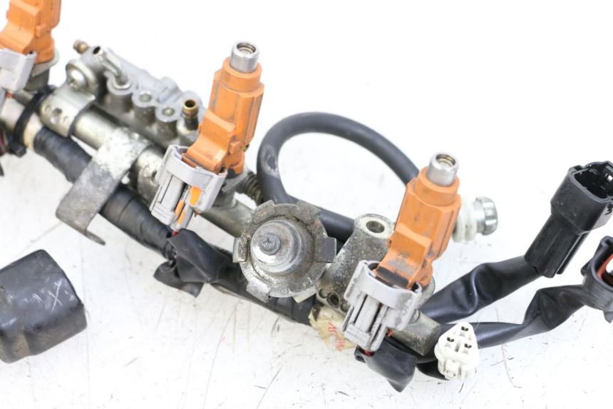 photo de INJETOR YAMAHA FJR ABS 1300 (2006 - 2012) - Detalhe da peça