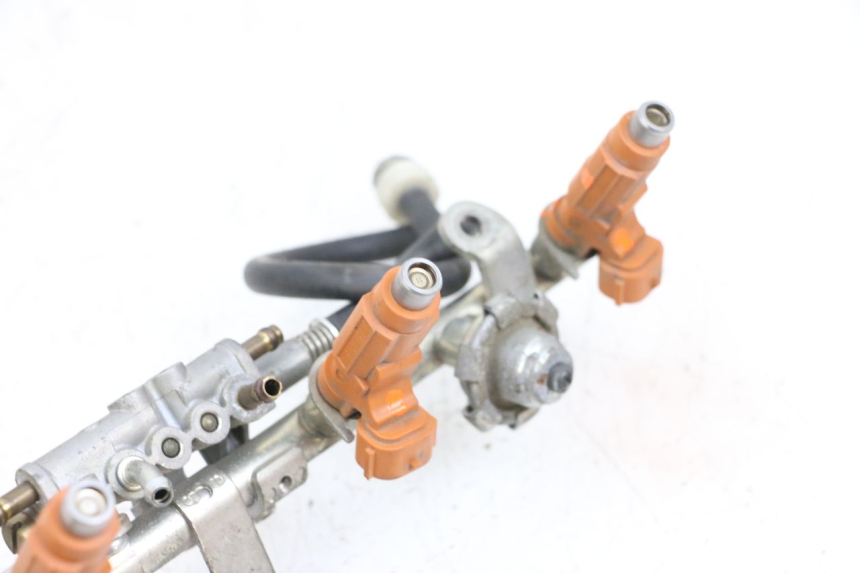photo de INJETOR YAMAHA FJR ABS 1300 (2006 - 2012) - Zoom do estado de desgaste
