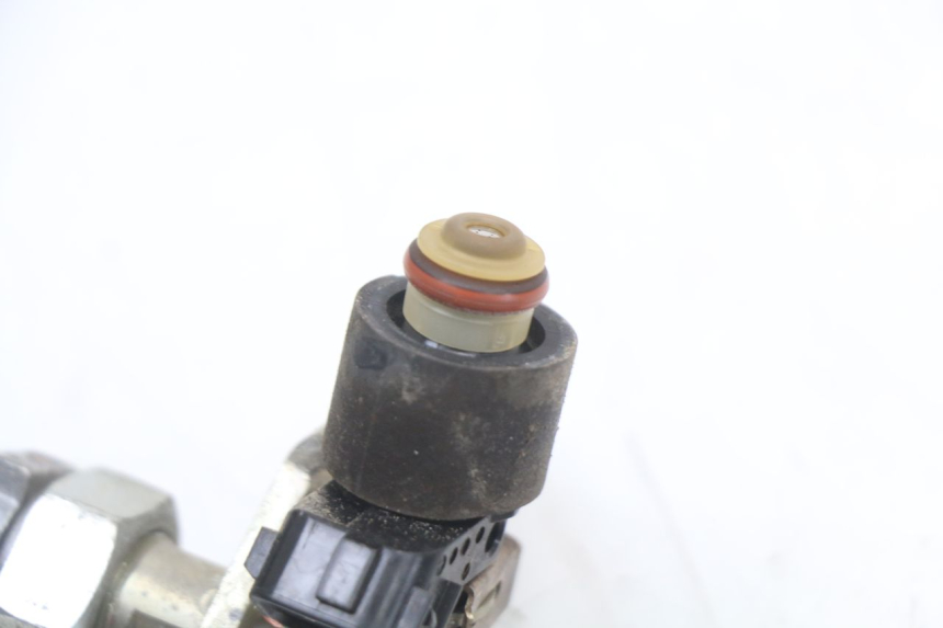 photo de INJETOR HONDA FJS SILVER WING SILVERWING 400 (2005 - 2008) - Zoom do estado de desgaste