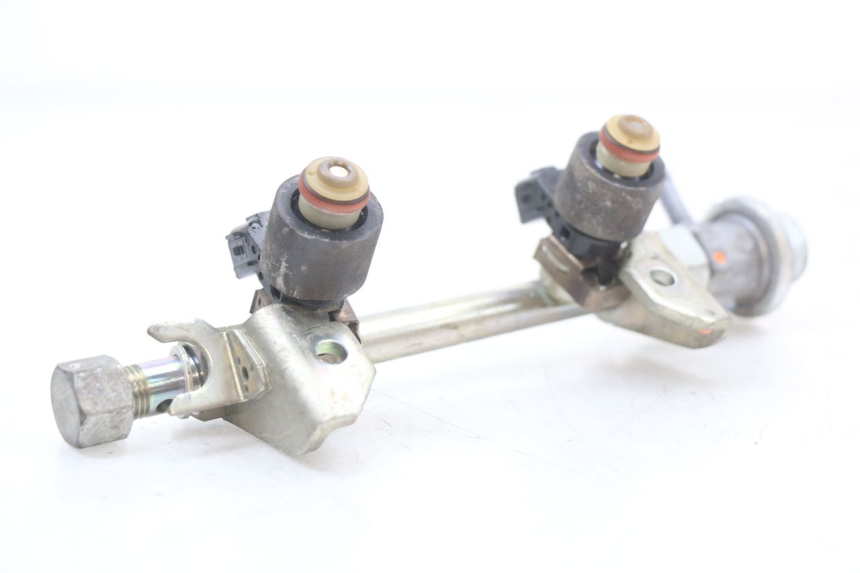 photo de INJETOR HONDA FJS SILVER WING SILVERWING 400 (2005 - 2008) - Pontos de fixação