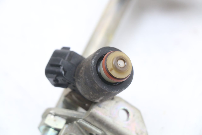 photo de INJETOR HONDA FJS SILVER WING SILVERWING 400 (2005 - 2008) - Estado da superfície