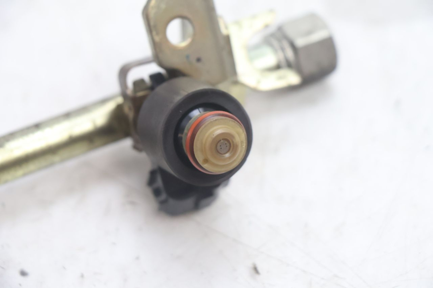 photo de INJETOR HONDA FJS SILVER WING SILVERWING 400 (2005 - 2008) - Pontos de fixação