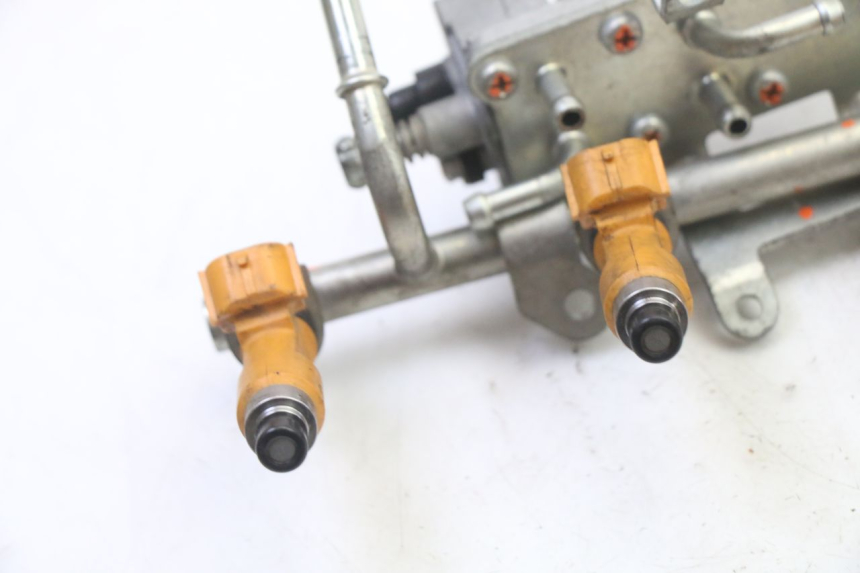 photo de INJETOR YAMAHA FZ6 FAZER S2 600 (2007 - 2011) - Outro ângulo de visão