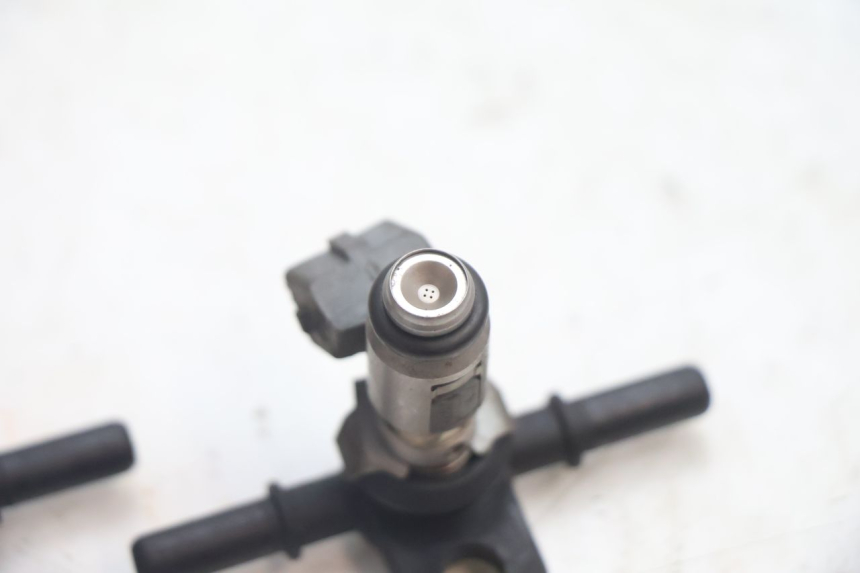 photo de INJETOR GILERA GP 800 (2007 - 2013) - Peça verificada