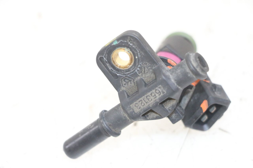 photo de INJETOR PIAGGIO MP3 LT 300 (2010 - 2016) - Pontos de fixação