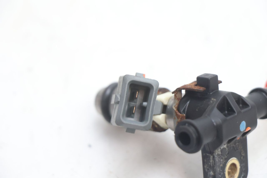 photo de INJETOR PIAGGIO MP3 LT 400 (2007 - 2012) - Pontos de fixação