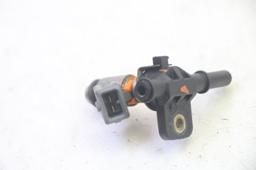 photo de INJETOR PIAGGIO MP3 RL 250 (2006 - 2010) - Outro ângulo de visão
