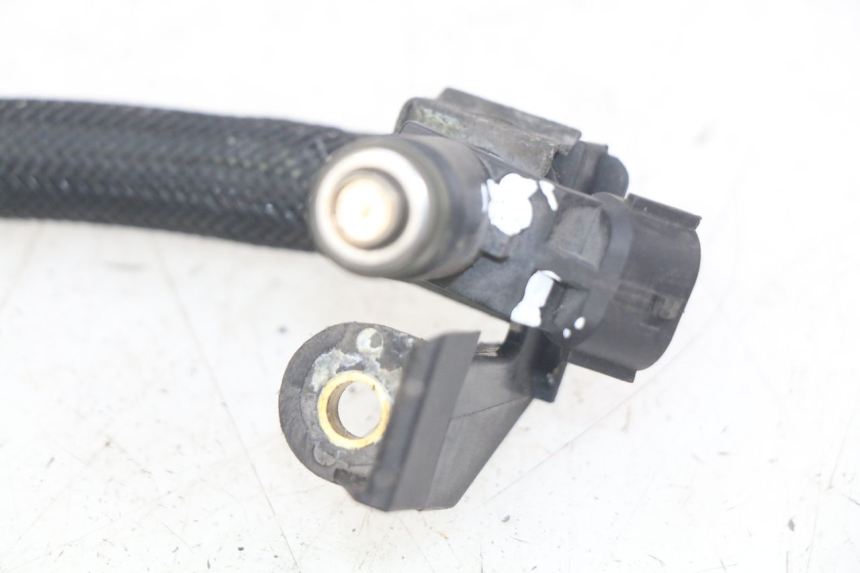 photo de INJETOR PEUGEOT SATELIS 125 (2006 - 2009) - Outro ângulo de visão