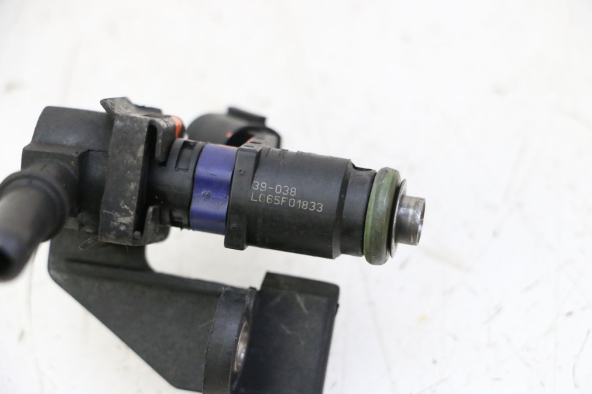 photo de INJETOR PEUGEOT SATELIS 125 (2010 - 2012) - Detalhe da peça