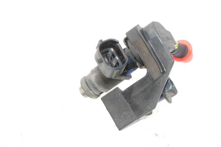 photo de INJETOR PEUGEOT SATELIS 125 (2006 - 2009) - Zoom do estado de desgaste