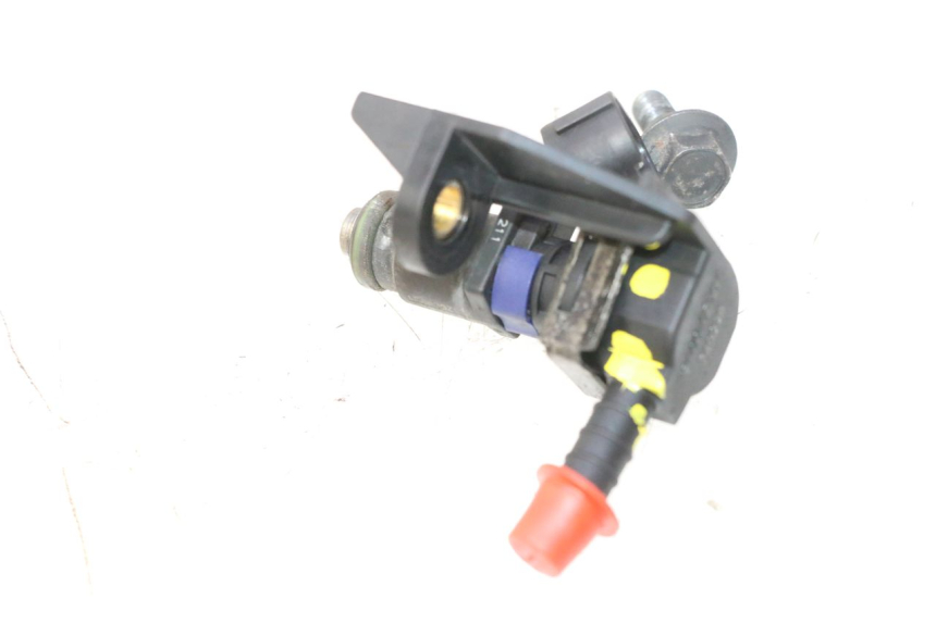 photo de INJETOR PEUGEOT SATELIS 125 (2006 - 2009) - Pontos de fixação