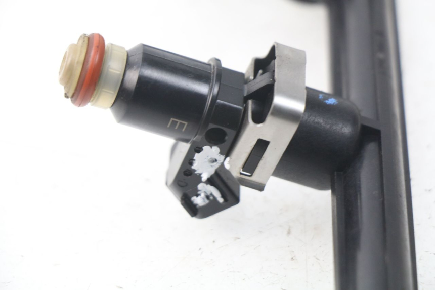 photo de INJETOR TRIUMPH SPRINT ST ABS 1050 (2005 - 2007) - Ampliação técnica