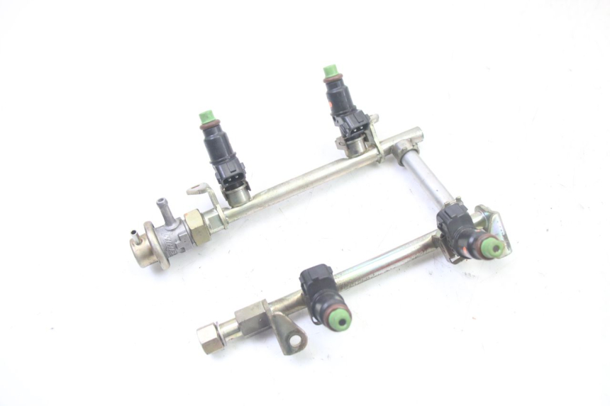 photo de INJETOR HONDA ST PAN EUROPEAN 1300 (2002 - 2013) - Pontos de fixação