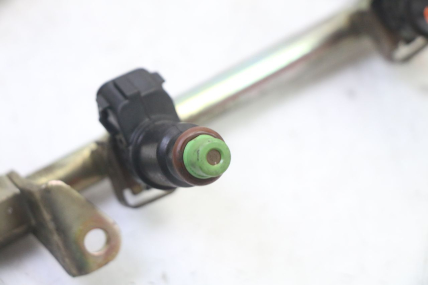 photo de INJETOR HONDA ST PAN EUROPEAN 1300 (2002 - 2013) - Estado da superfície