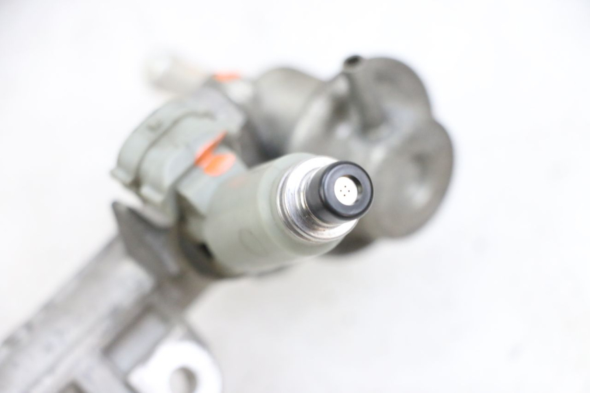 photo de INJETOR YAMAHA TDM ABS 900 (2002 - 2014) - Ampliação técnica