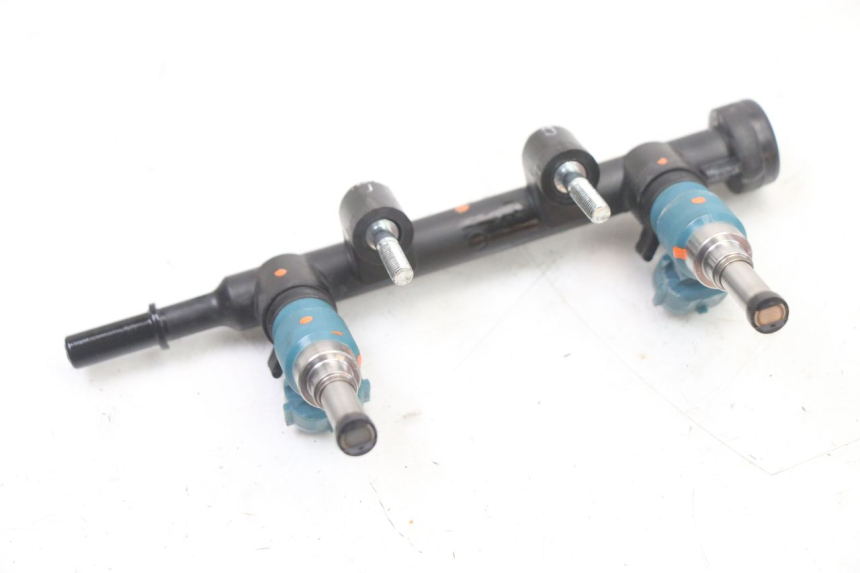 photo de INJETOR YAMAHA TRACER 7 700 (2020 - 2024) - Pontos de fixação